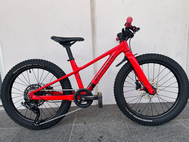 RIPROCK 20 FLOW RED / BLACK - Second Hand