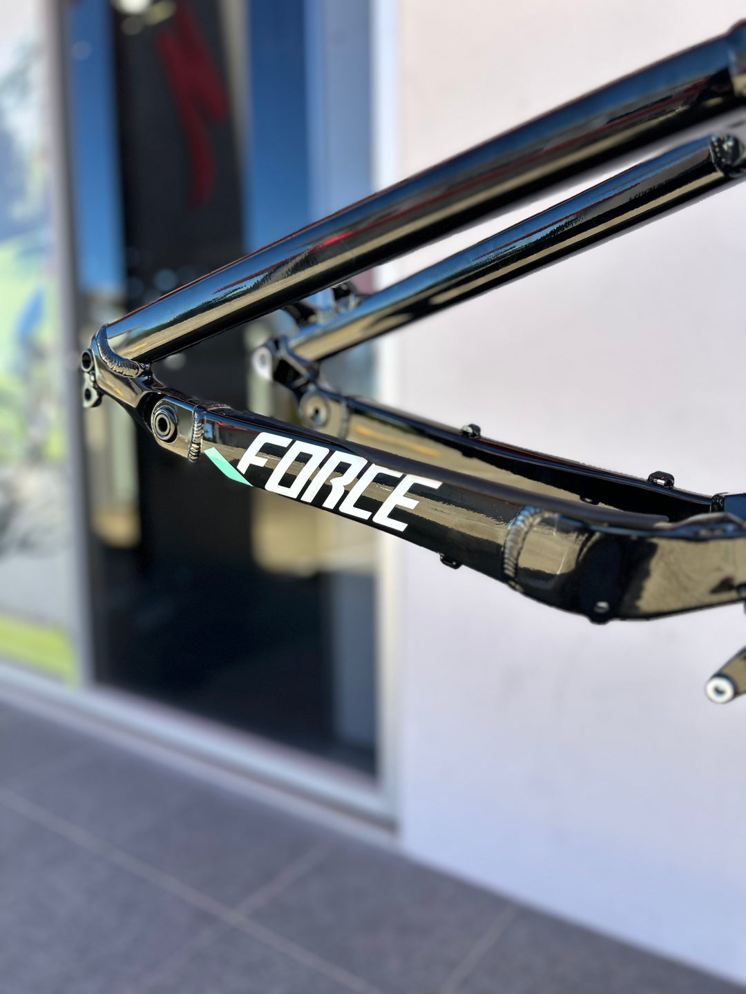 GT Force Frameset