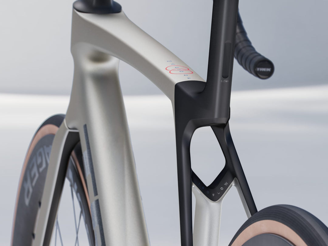 Madone SL 7 Gen 8 Matte Lunar Silver - Mackay Cycles - [product_SKU] - TREK