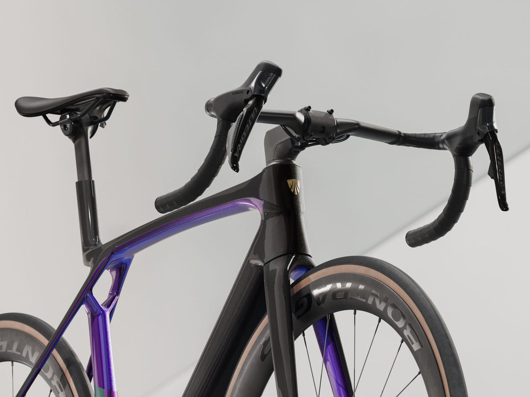 Madone SL 7 Gen 8 Dark Star - Mackay Cycles - [product_SKU] - TREK