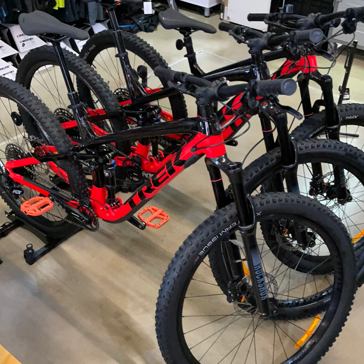 Fuel EX 7 NX Trek Black/Radioactive Red - Mackay Cycles - [product_SKU] - TREK